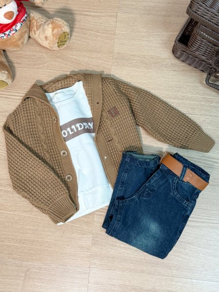 طقم 3 قطع جكيت صوف + بلوزة مبطنة + بنطلون جينز