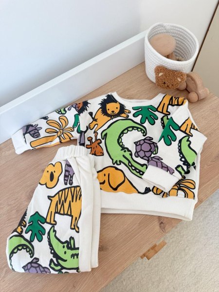 طقم فوتر رسومات الأدغال