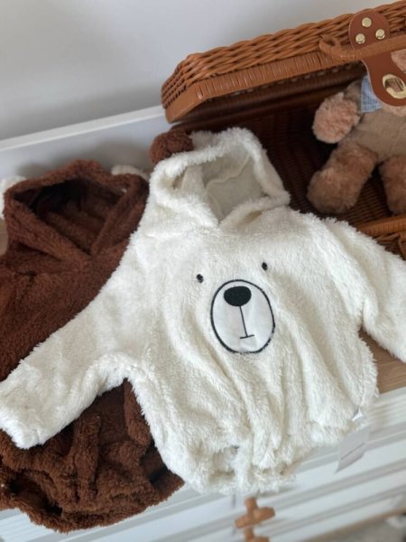 تبان دبدوب مع بنطلون أبيض مبطن